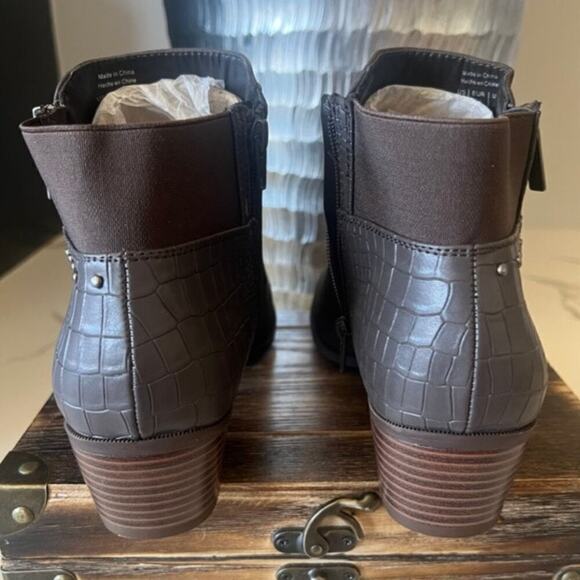 Market & Spruce Agria Zipper Booties in Expresso - Picture 6 of 10